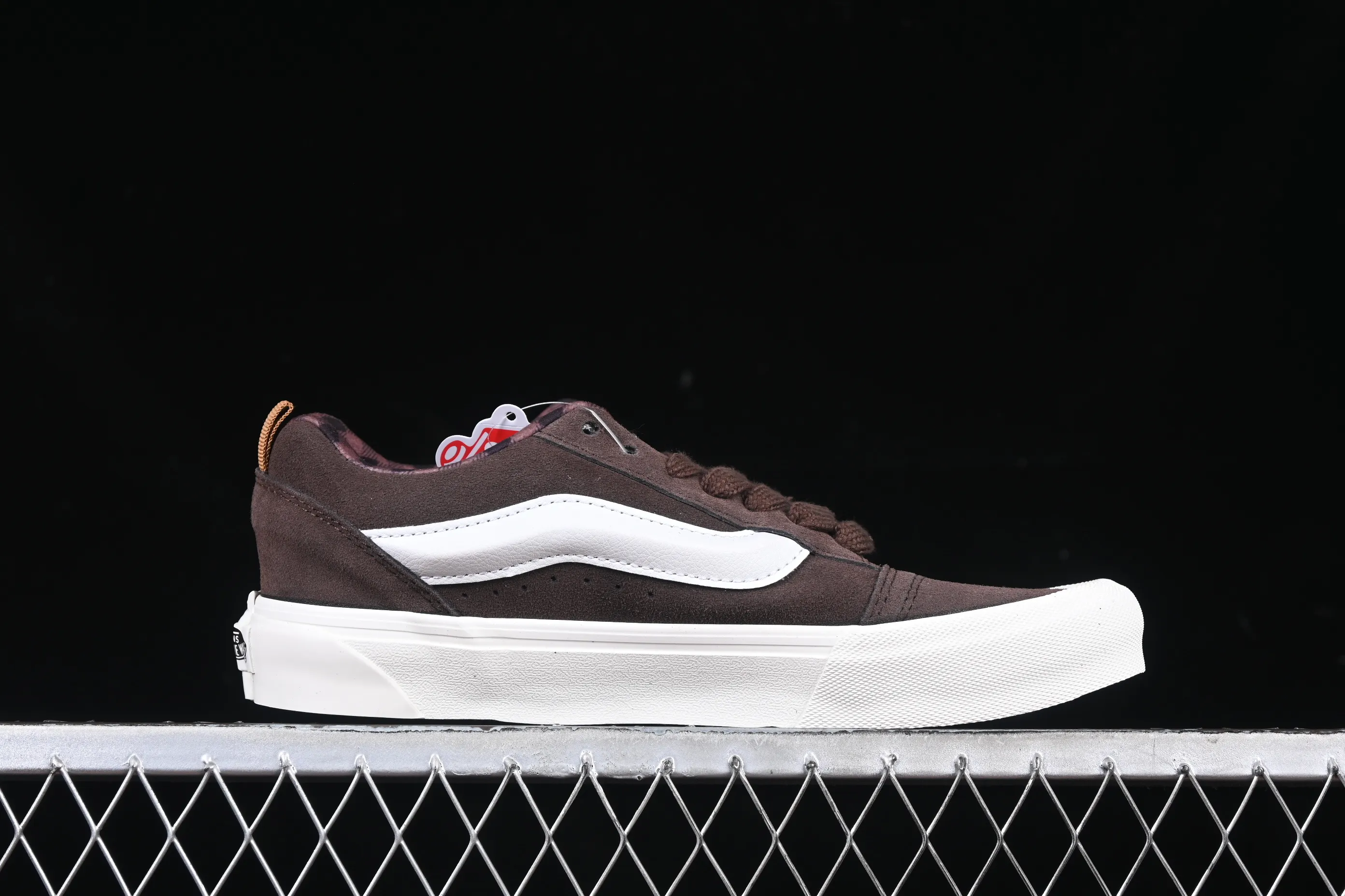 All categories Vans Vans series Vans Low Vans low-top Vans Knu Skool Vans low-top retro casual vulcanized bread shoes VN000CS0DFN